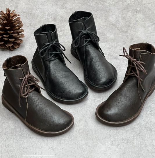 Vintage leather Martin boots with round toe and versatile British style short boots for women