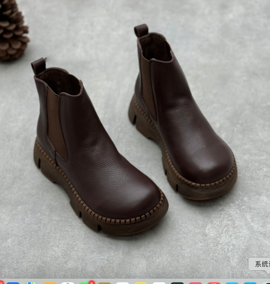 Handmade thick soled leather short boots for women's autumn and winter new round toe cowhide boots